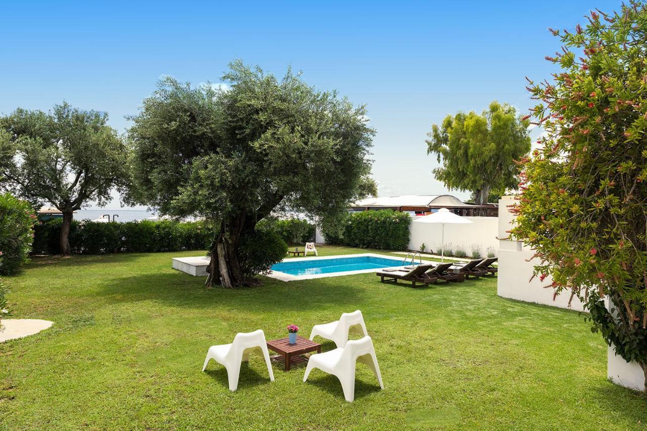 Villa Piedra Del Mar Beachfront By Villa2Be Барбати Экстерьер фото